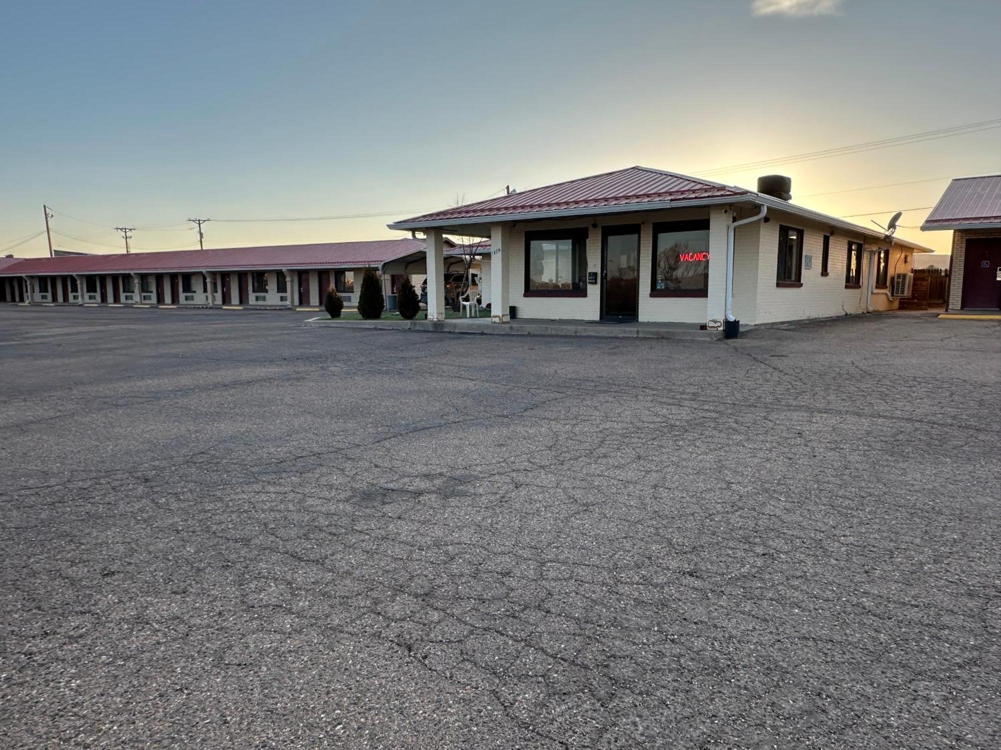 Regal Inn Las Vegas New Mexico Екстериор снимка