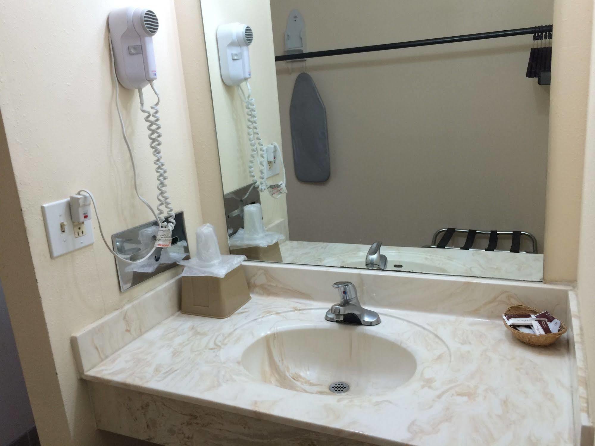 Regal Inn Las Vegas New Mexico Екстериор снимка